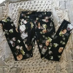 7 for all mankind floral pants size 25